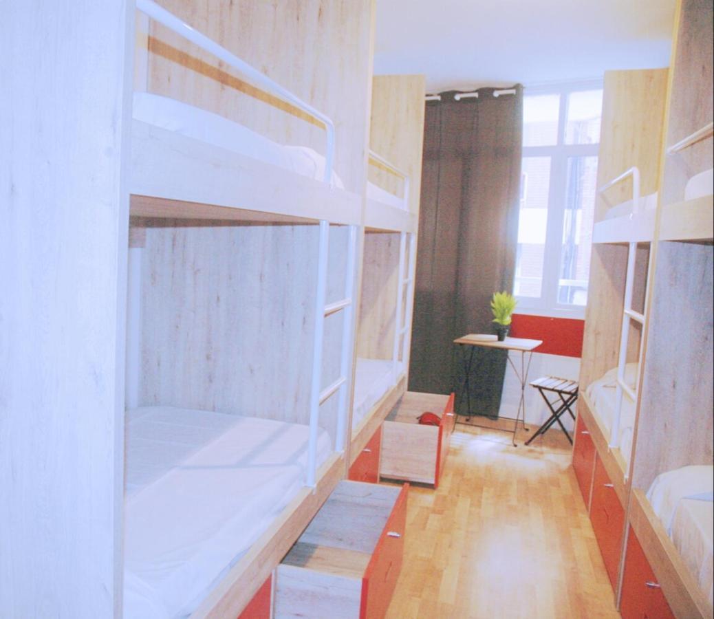 Ostello Break N Bed Barcellona Esterno foto